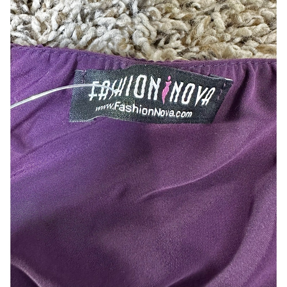 Fashion Nova On Scene Purple Maxi Dress Size Medium Spaghetti Straps - Picture 5 of 6